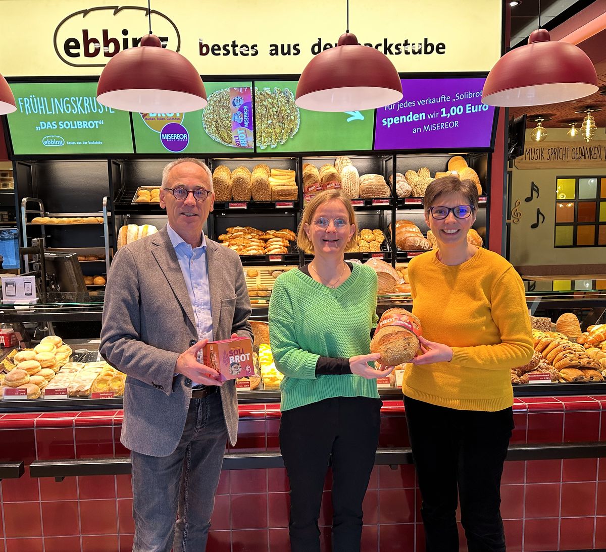 Die Gemeinsame Aktion "Solibrot" Des Pius-Gymnasiums Und Der Bäckerei ...