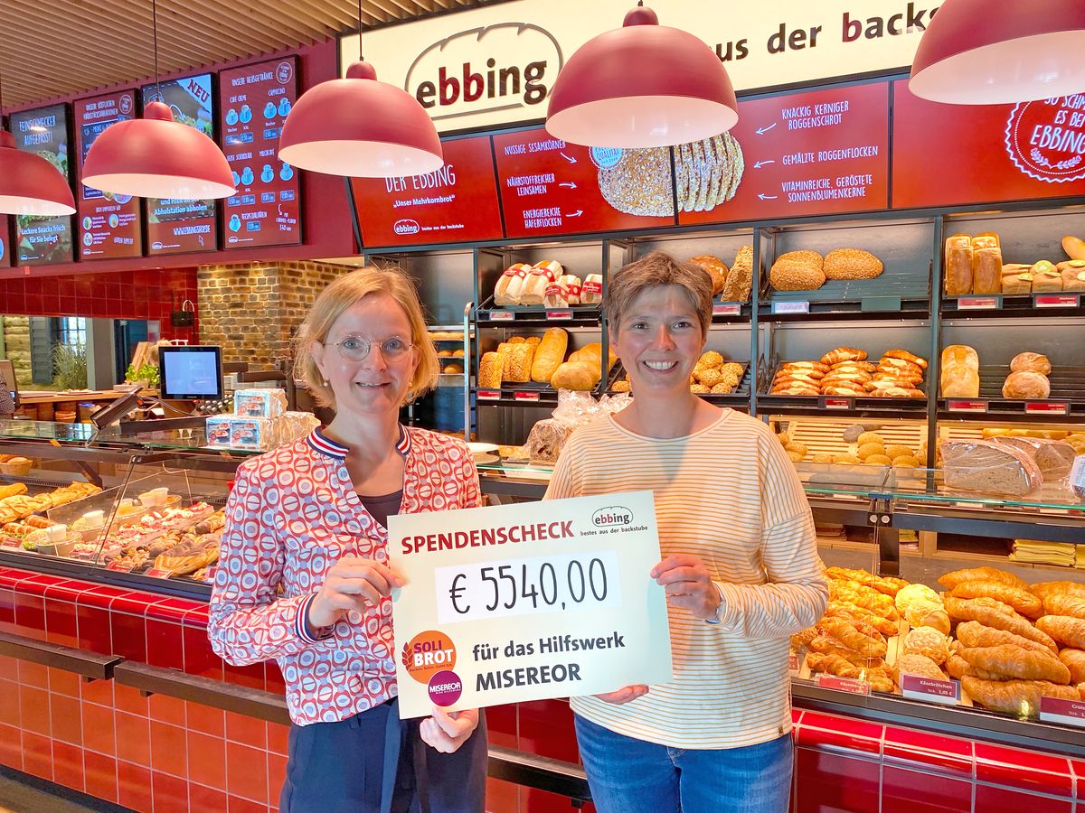 Stolzer Erlös Beim Solibrot-Verkauf - St.-Pius-Gymnasium Coesfeld